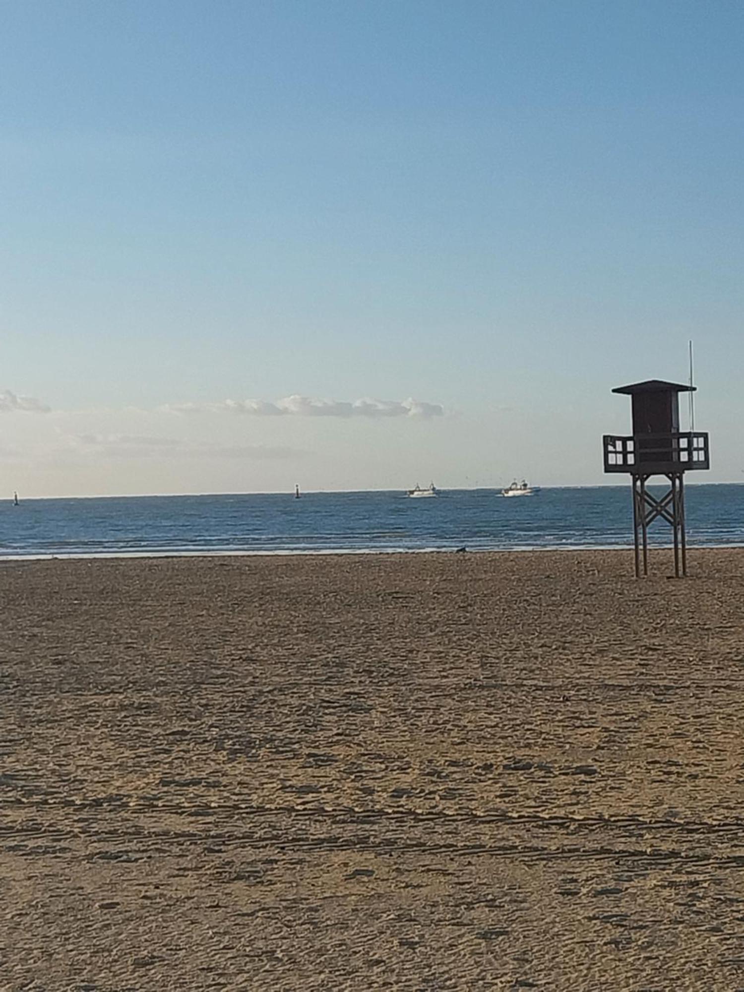 Playa Paseo Maritimo Sanlucar de Barrameda